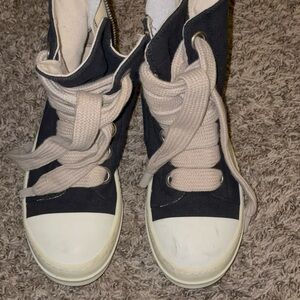 Rick Owen’s Stylish Black and White Women's Sneakers